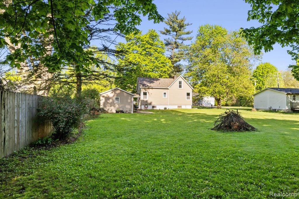 8869 MERIDIAN Street, Willis, MI 48191 — Photo 19