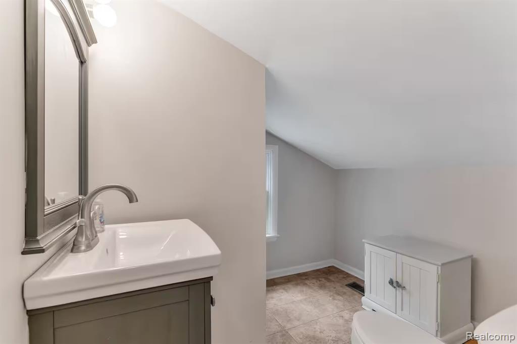 4567 N Seymour Road, Flushing, MI 48433 — Photo 31