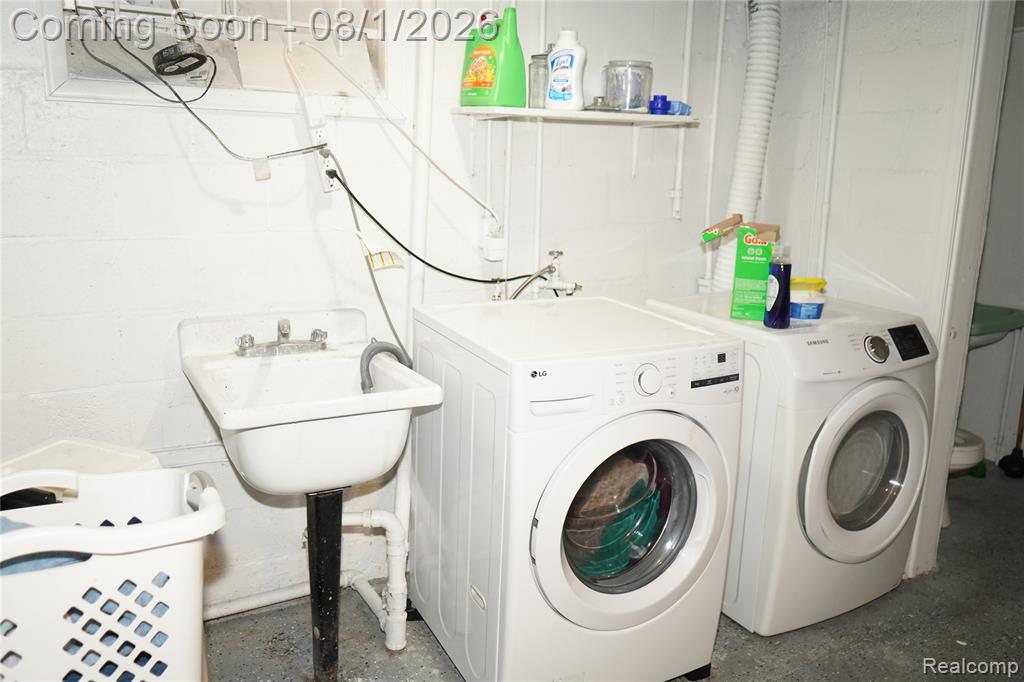 10917 Beaconsfield Street - Photo 3