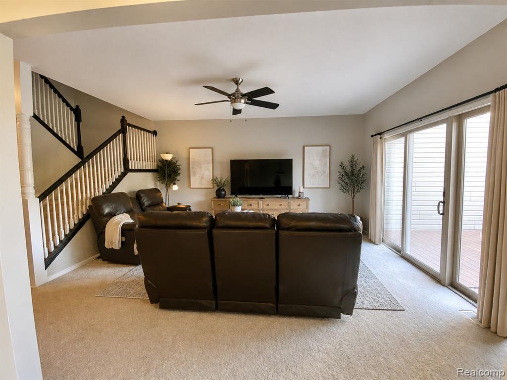 8095 Woodstone Court, Grand Blanc, MI 48439 — Photo 4