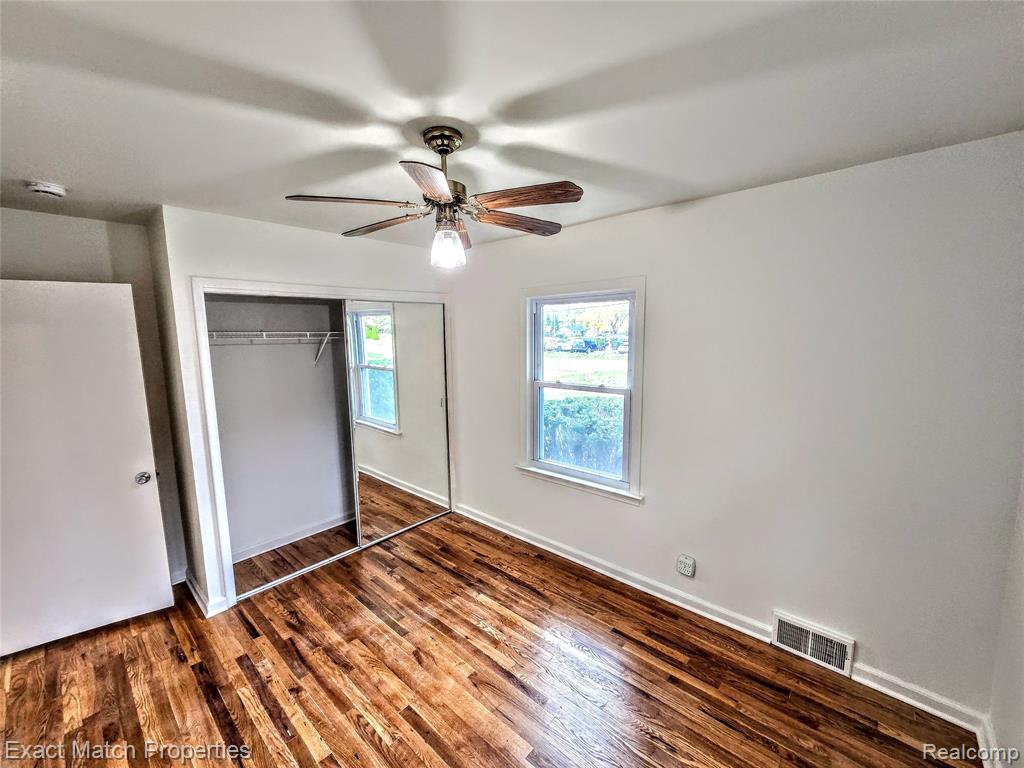 4935 Pontiac Lake Road, Waterford, MI 48328 — Photo 11