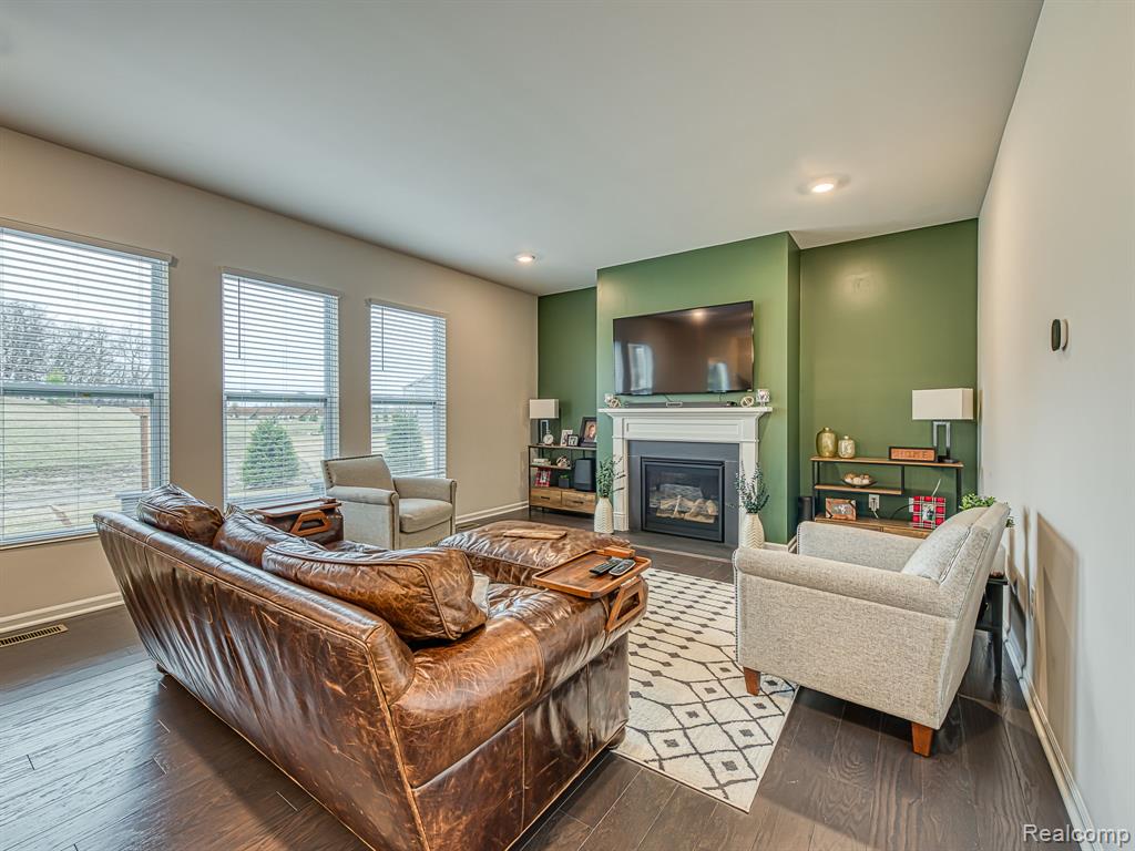 2750 Salt Springs Drive, Saline, MI 48176 — Photo 3