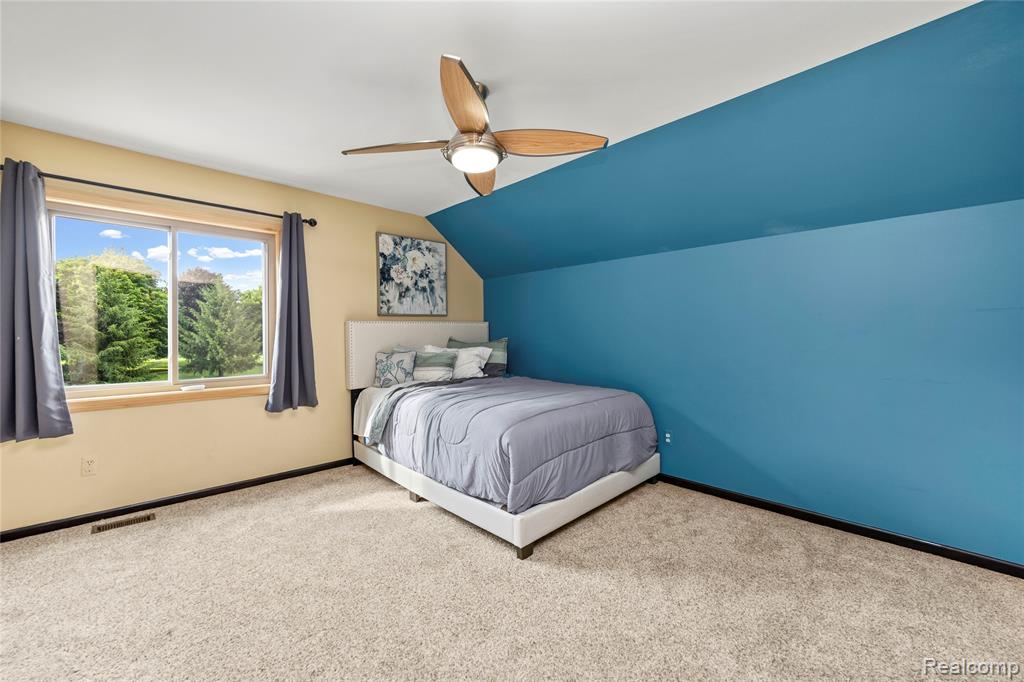 53961 Sutherland Court, Utica, MI 48316 — Photo 53