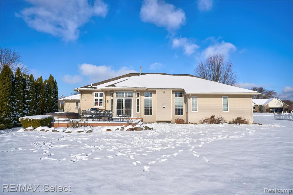 7065 Crosswinds Drive, Swartz Creek, MI 48473 — Photo 24