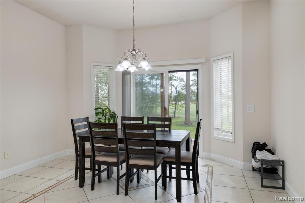 52041 Loon Court, Shelby Twp, MI 48315 — Photo 18