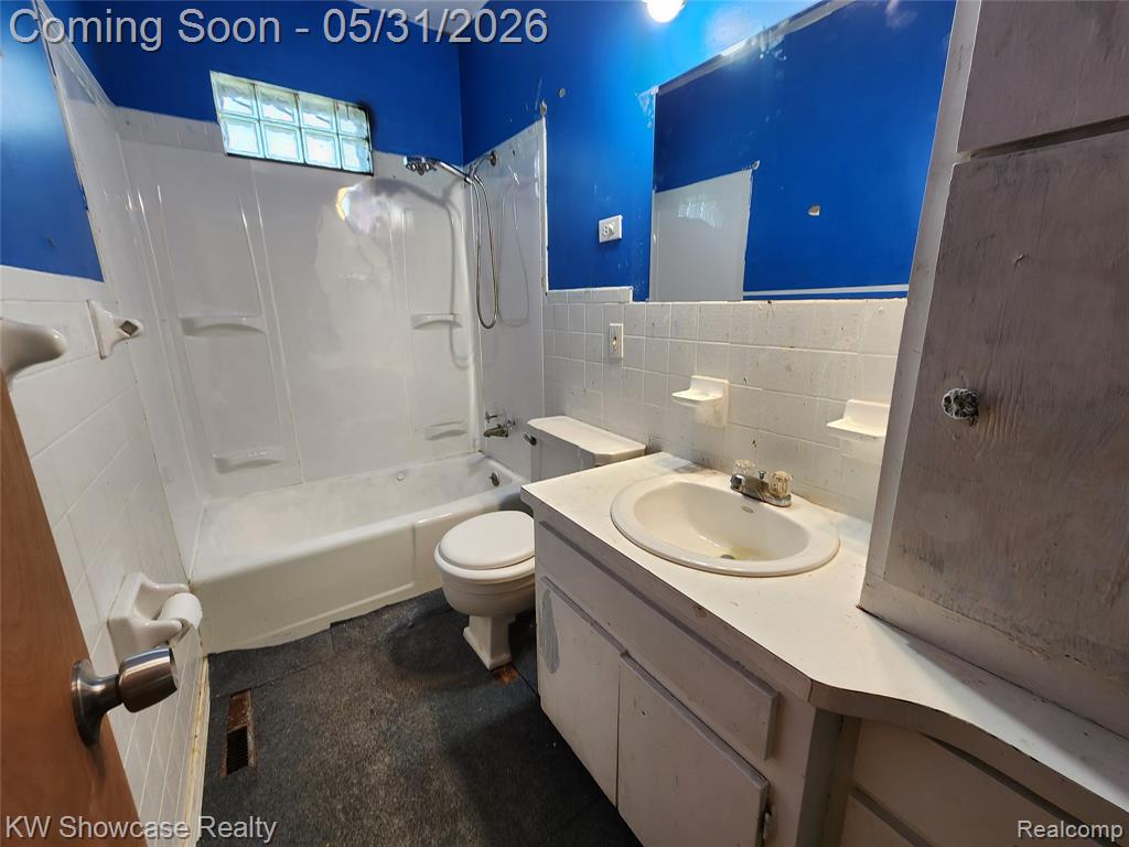 4356 S Vassar Road, Burton, MI 48519 — Photo 30