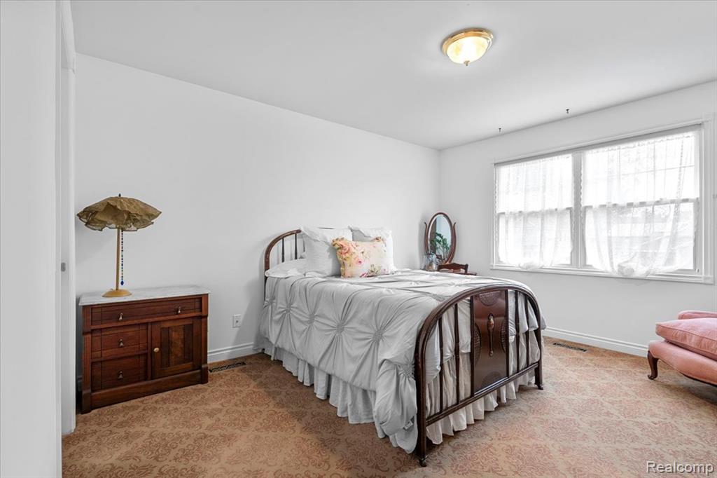 501 Plum Street, Wyandotte, MI 48192 — Photo 32
