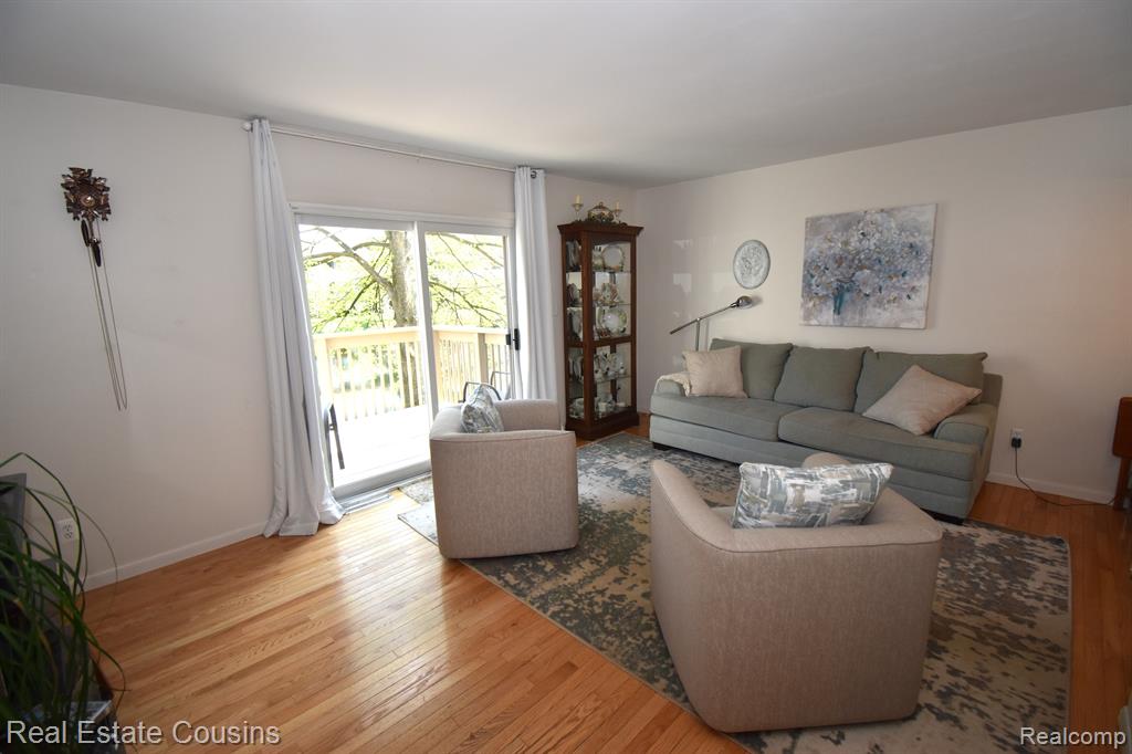 7230 BLUEWATER Drive, 130, Clarkston, MI 48348 — Photo 9