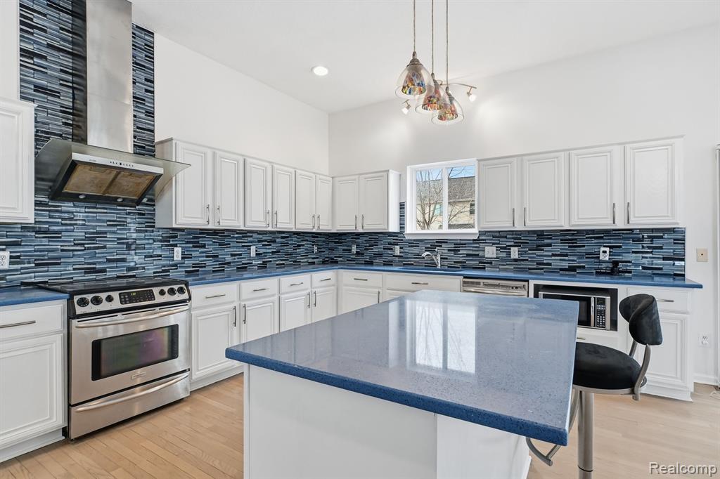19270 Theresa Boulevard, Rockwood, MI — Photo 12