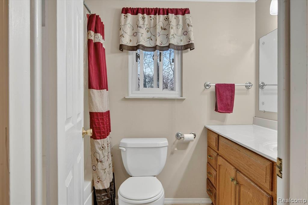 9640 Dudley Street, Taylor, MI 48180 — Photo 27