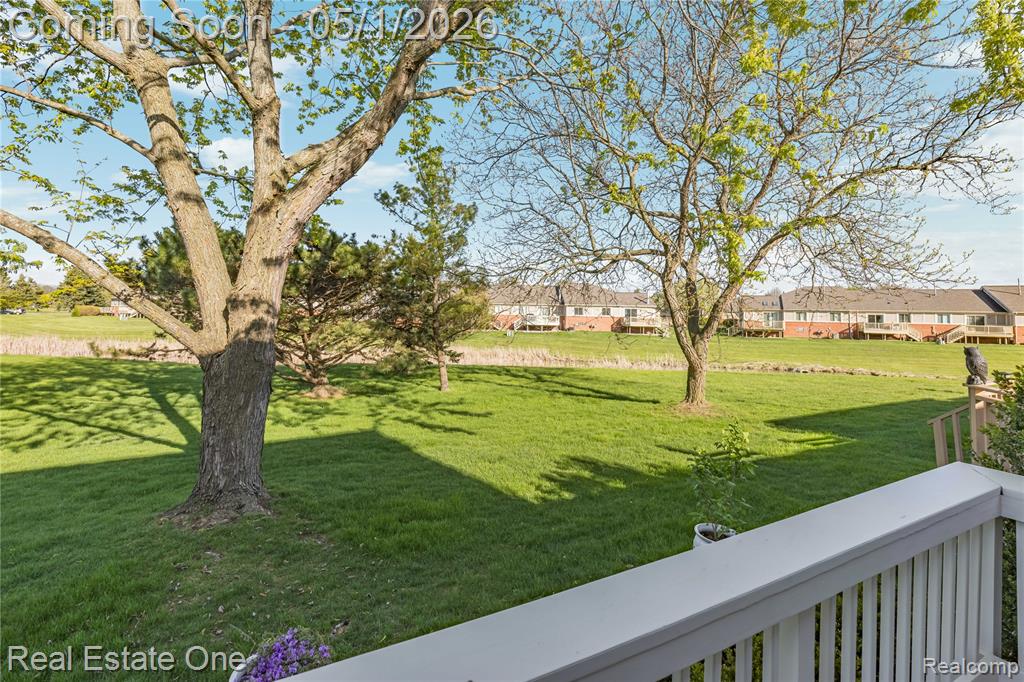 42374 Willow Tree Lane E, Clinton Twp, MI 48038 — Photo 6