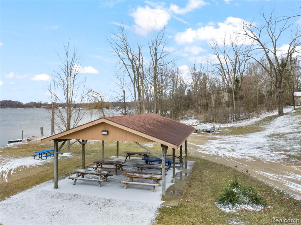 3778 Ponchartrain Drive, Pinckney, MI 48169 — Photo 29