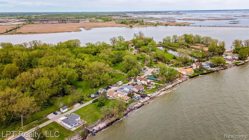 7750 LAKESHORE Drive, Newport, MI 48166 — Photo 4