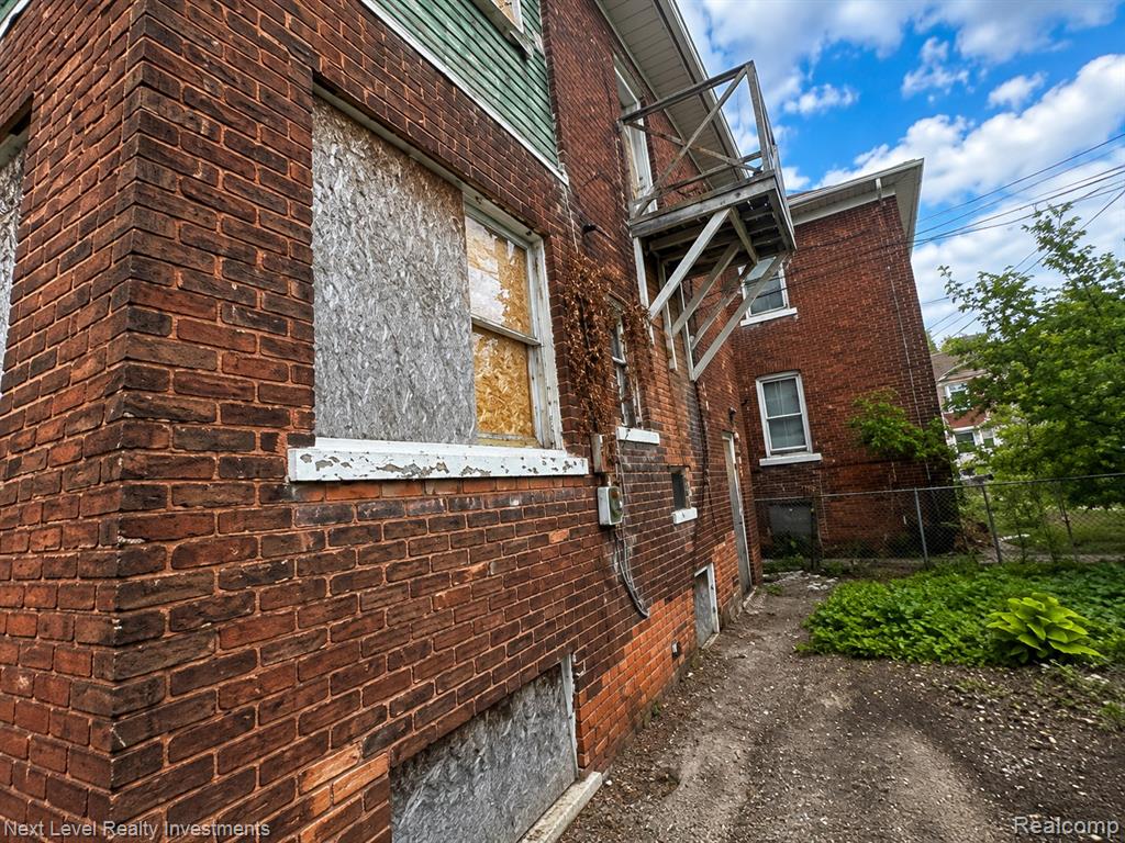 4246 Maxwell Street - Photo 2