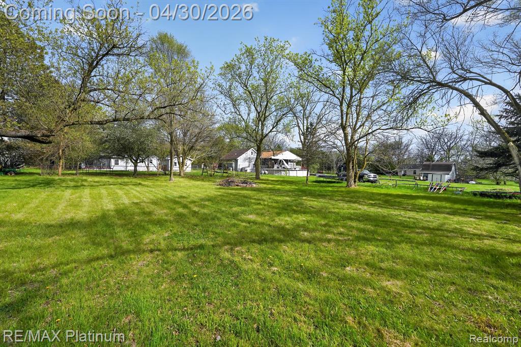 2417 Howald Avenue, Flint, MI 48504 — Photo 41