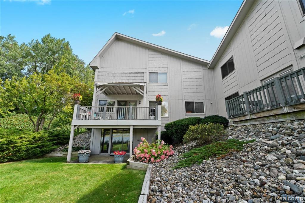 9498 Fenwin Drive, Grand Blanc, MI, 48439