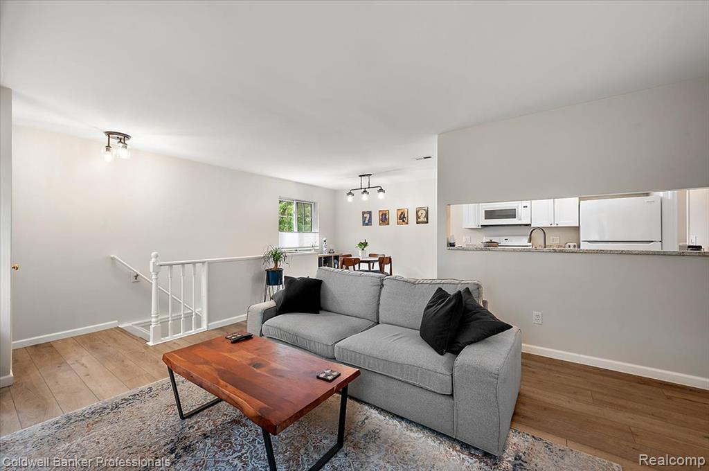 38167 Greenwood Street, Westland, MI — Photo 12