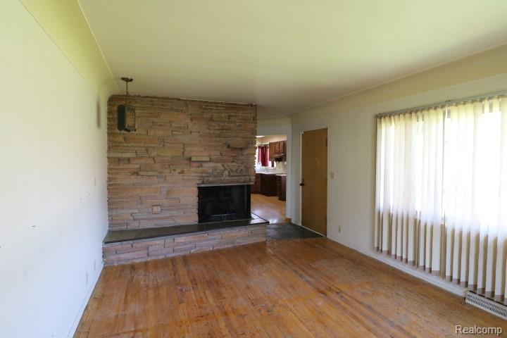 5482 Shamrock Lane, Flint, MI 48506 — Photo 8