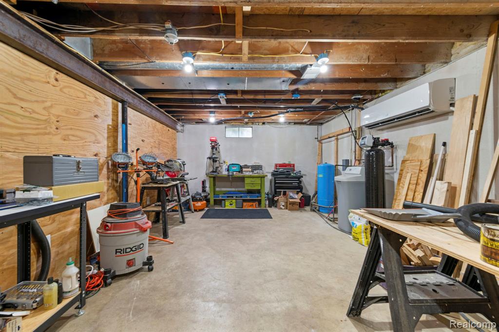 3160 Mandrake Street, Commerce Twp, MI 48382 — Photo 43