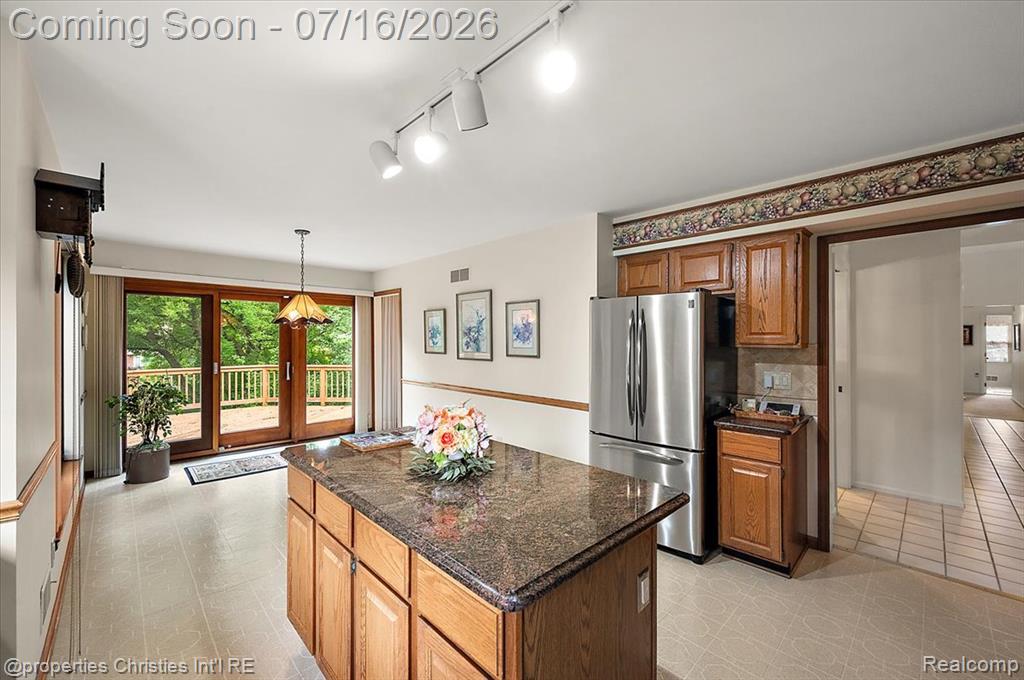 969 Whitegate Drive, Northville, MI 48167 — Photo 12