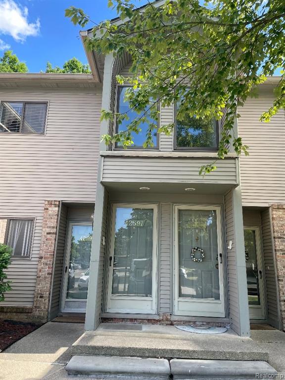 42597 LILLEY POINTE Drive, Canton, MI 48187 — front exterior