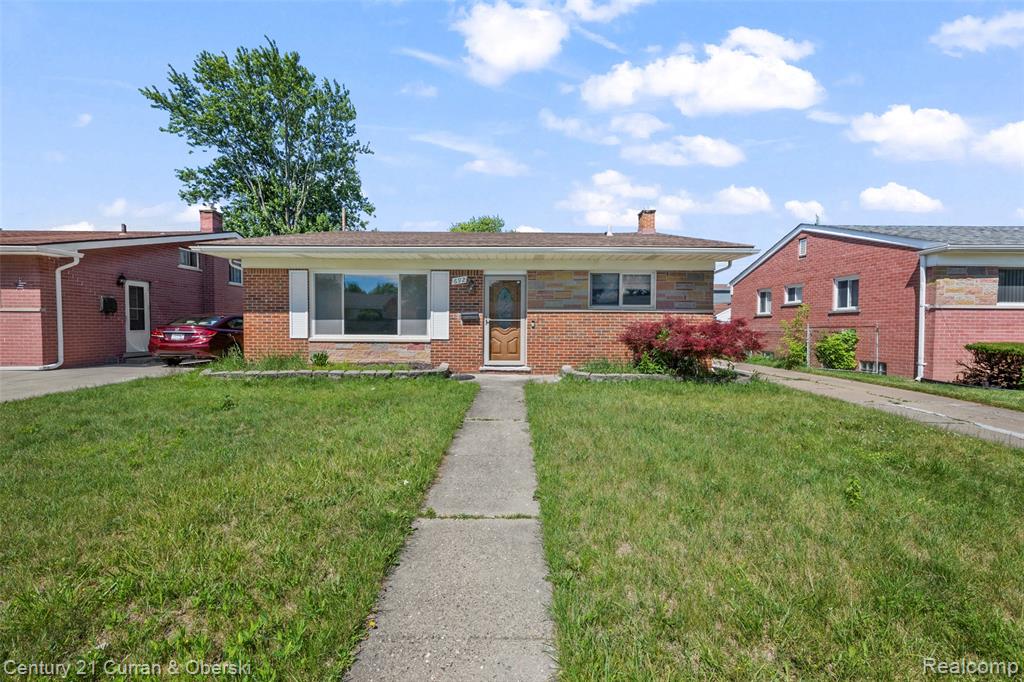 692 Easley Drive, Westland, MI 48186 — Photo 2