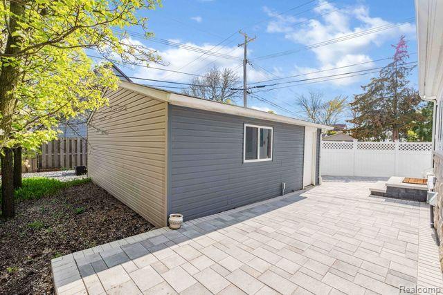 410 CATALPA Drive, Birmingham, MI 48009 — Photo 48