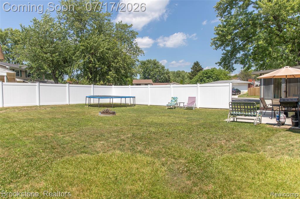 5245 Spinning Wheel Drive, Grand Blanc, MI 48439 — Photo 7