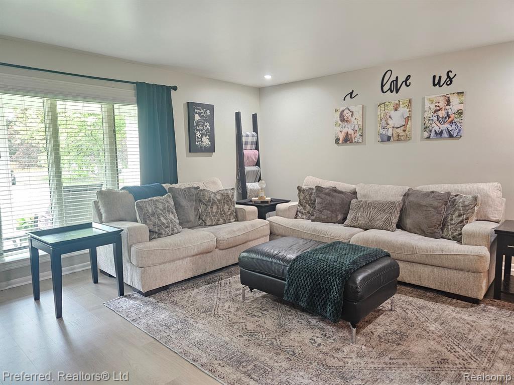 6120 SIERRA Pass, Flint, MI 48532 — Photo 17