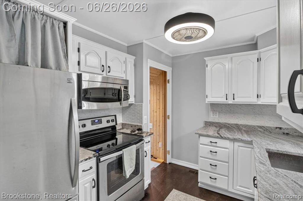 764 Adams Street, Plymouth, MI 48170 — Photo 17