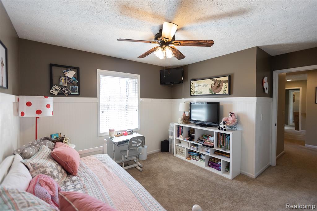 7988 Hillside Lakes Drive, Brighton, MI 48116 — Photo 46
