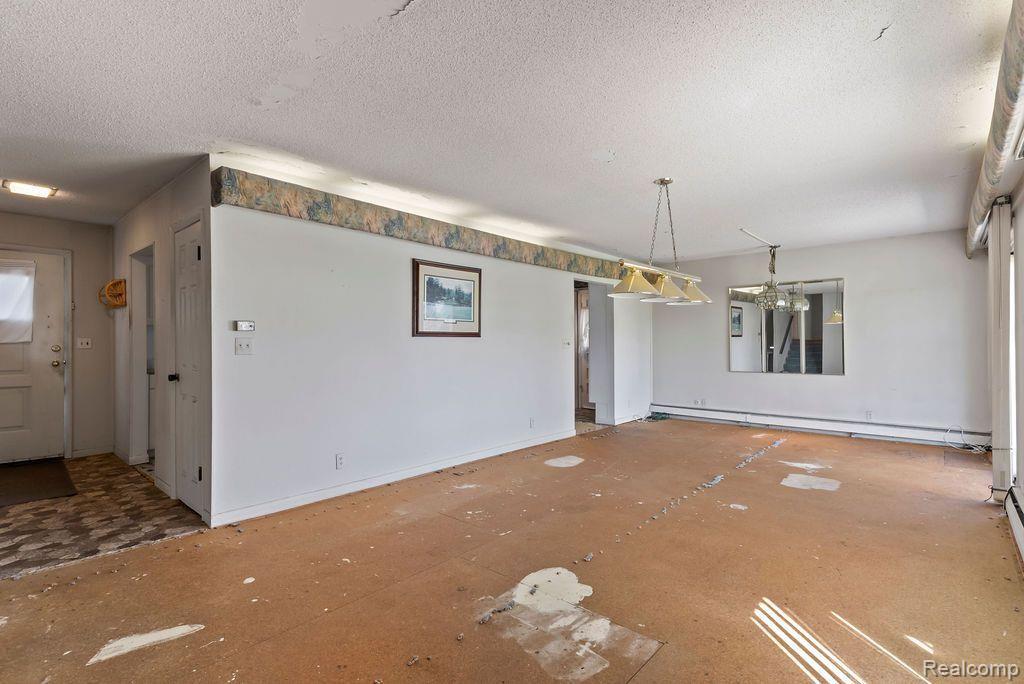 4302 ESTA Drive, Flint, MI 48506 — Photo 7