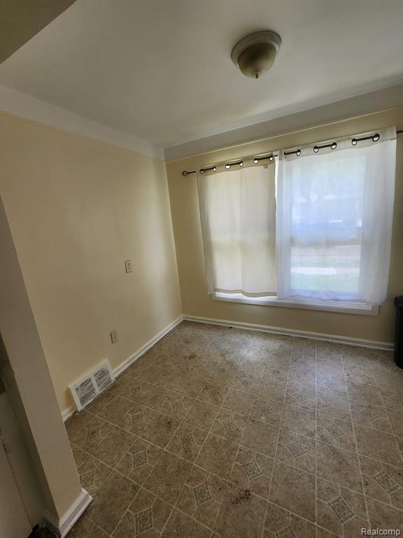 6817 WARWICK Street, Detroit, MI 48228 — Photo 7