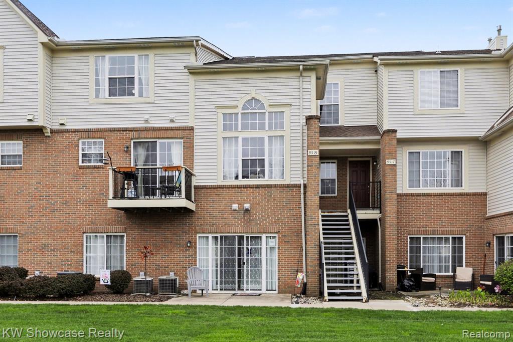 9519 Lakeside Drive, 91, Ypsilanti, MI 48197 — Photo 21