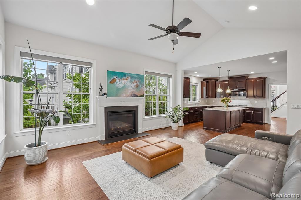 42832 Cardinal Way, Novi, MI — Photo 8