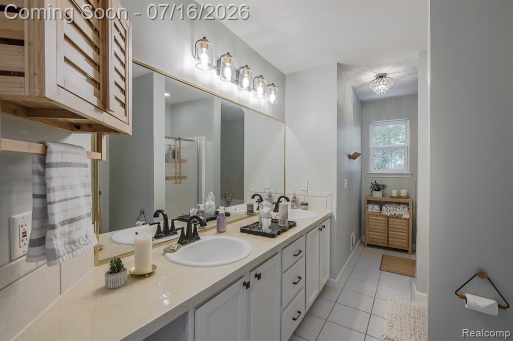 4430 Sedona Drive, Clarkston, MI 48348 — Photo 37