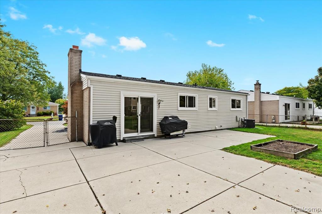 41928 Old Bridge Road, Canton, MI 48188 — Photo 28