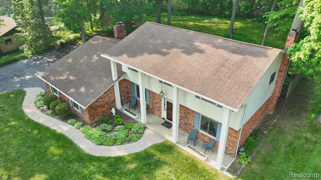 6624 Wellesley Terrace, Clarkston, MI — Photo 4
