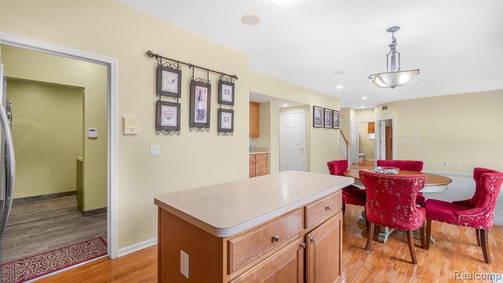 7164 MILLROCK Avenue, Shelby Twp, MI 48317 — Photo 7