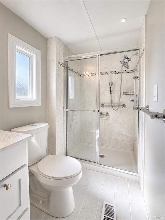 107 Foxpointe Ct, Swartz Creek, MI 48473 — Photo 12