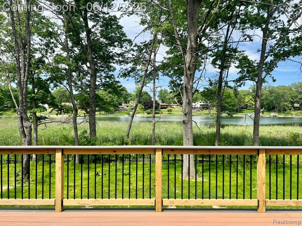 2934 W Walton Boulevard, Waterford, MI 48329 — Photo 4
