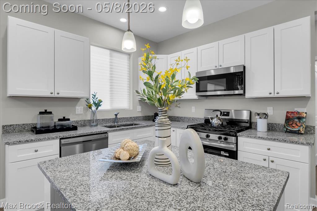 240 W Wilson, Pontiac, MI 48341 — Photo 19