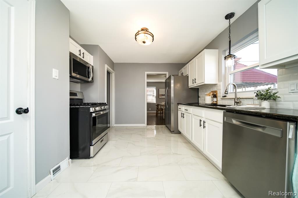 3164 OAKMAN Boulevard, Detroit, MI 48238 — Photo 27