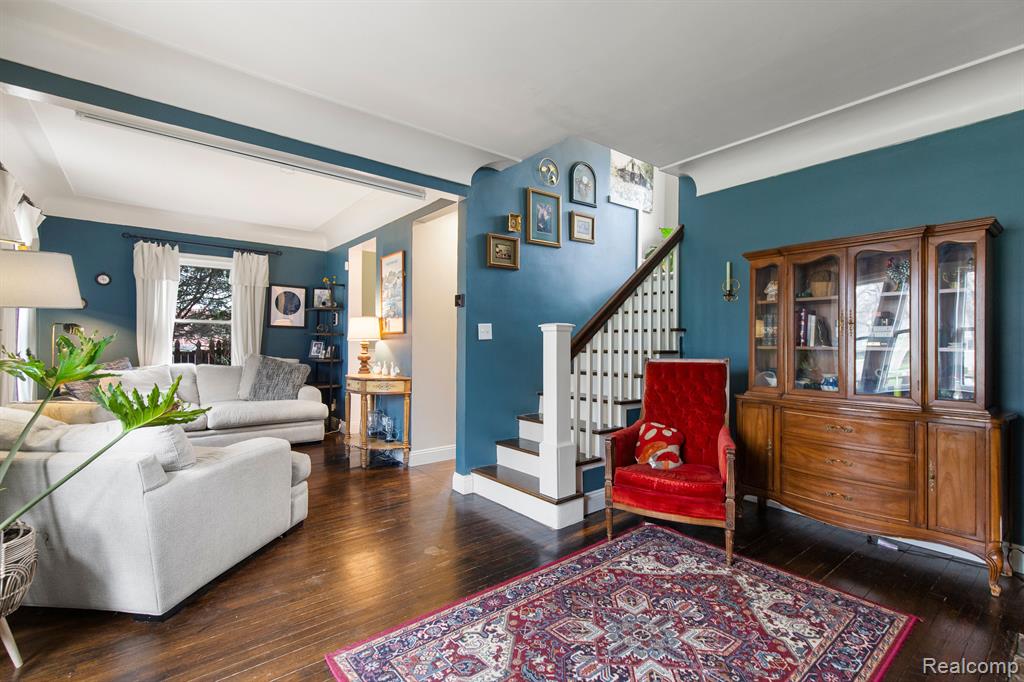 716 WOODLAWN Avenue, Royal Oak, MI 48073 — Photo 5