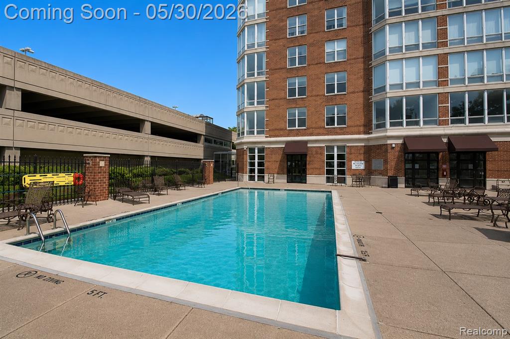 250 E Harbortown Drive, 205, Detroit, MI 48207 — Photo 55