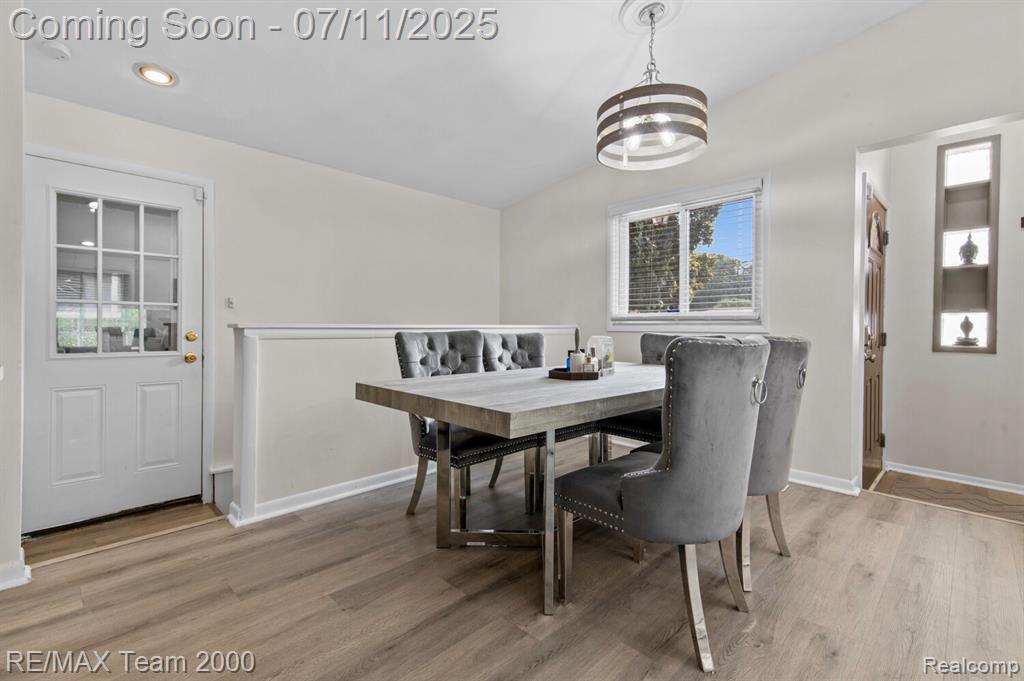 9756 Buckingham Avenue, Allen Park, MI 48101 — Photo 8