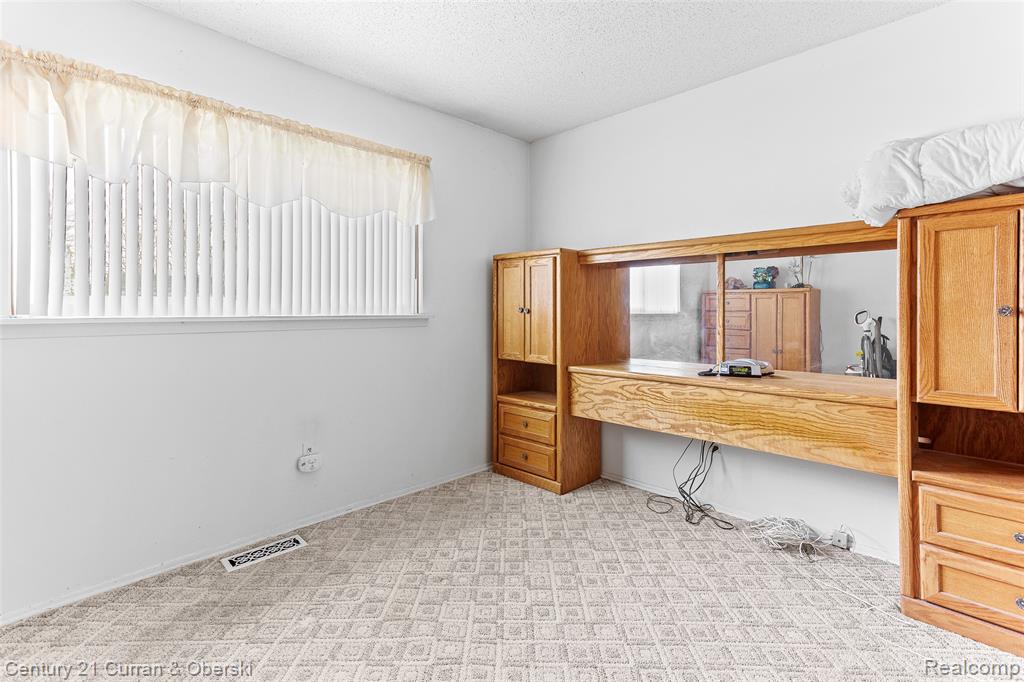 880 Virginia Street, Plymouth, MI 48170 — Photo 13