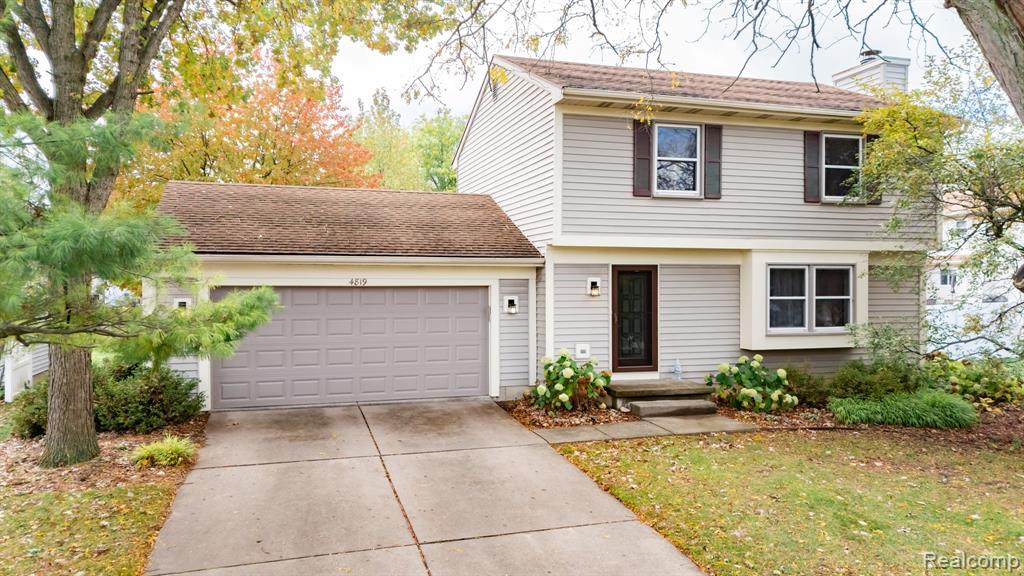 4819 Moultrie Circle, Lansing, MI 48917 — front exterior