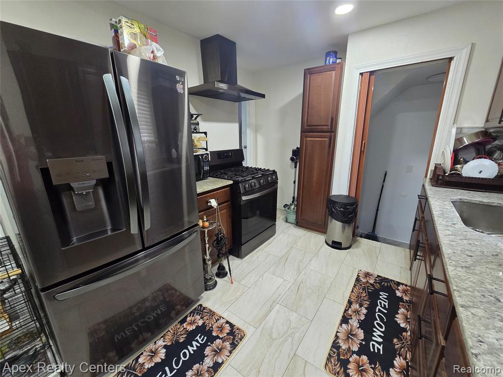 6320 Saint Marys Street, Detroit, MI 48228 — Photo 30