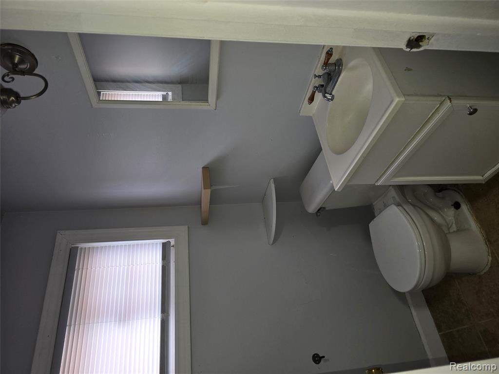 140 HUBBARD Street, Garden City, MI, 00000